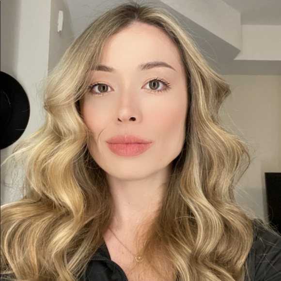 MEET THE POSHER - Picture 2 of 3